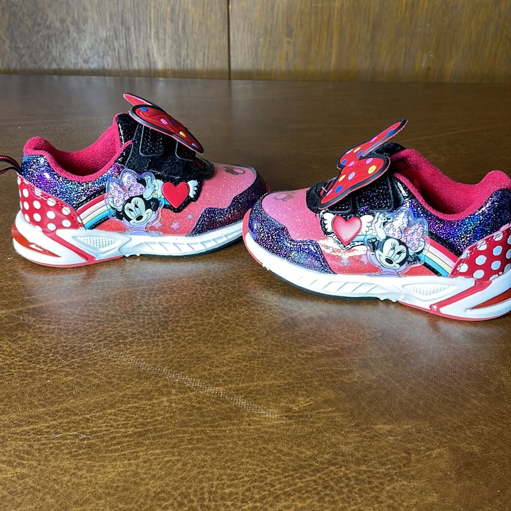 Minni Mouse Kids Shoes - Picture 4 of 5